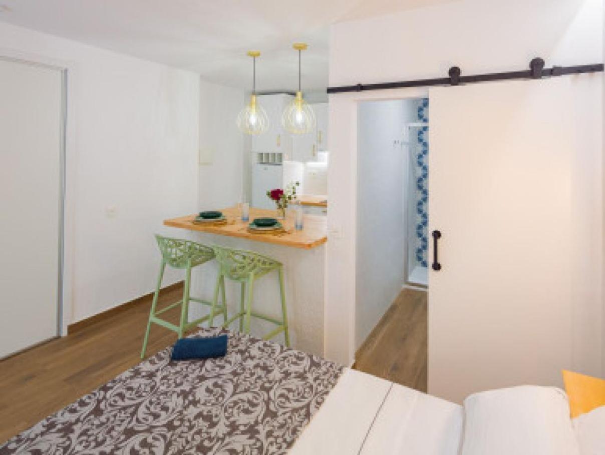 Suite Puerto Banus Con Piscina マルベーリャ 部屋 写真