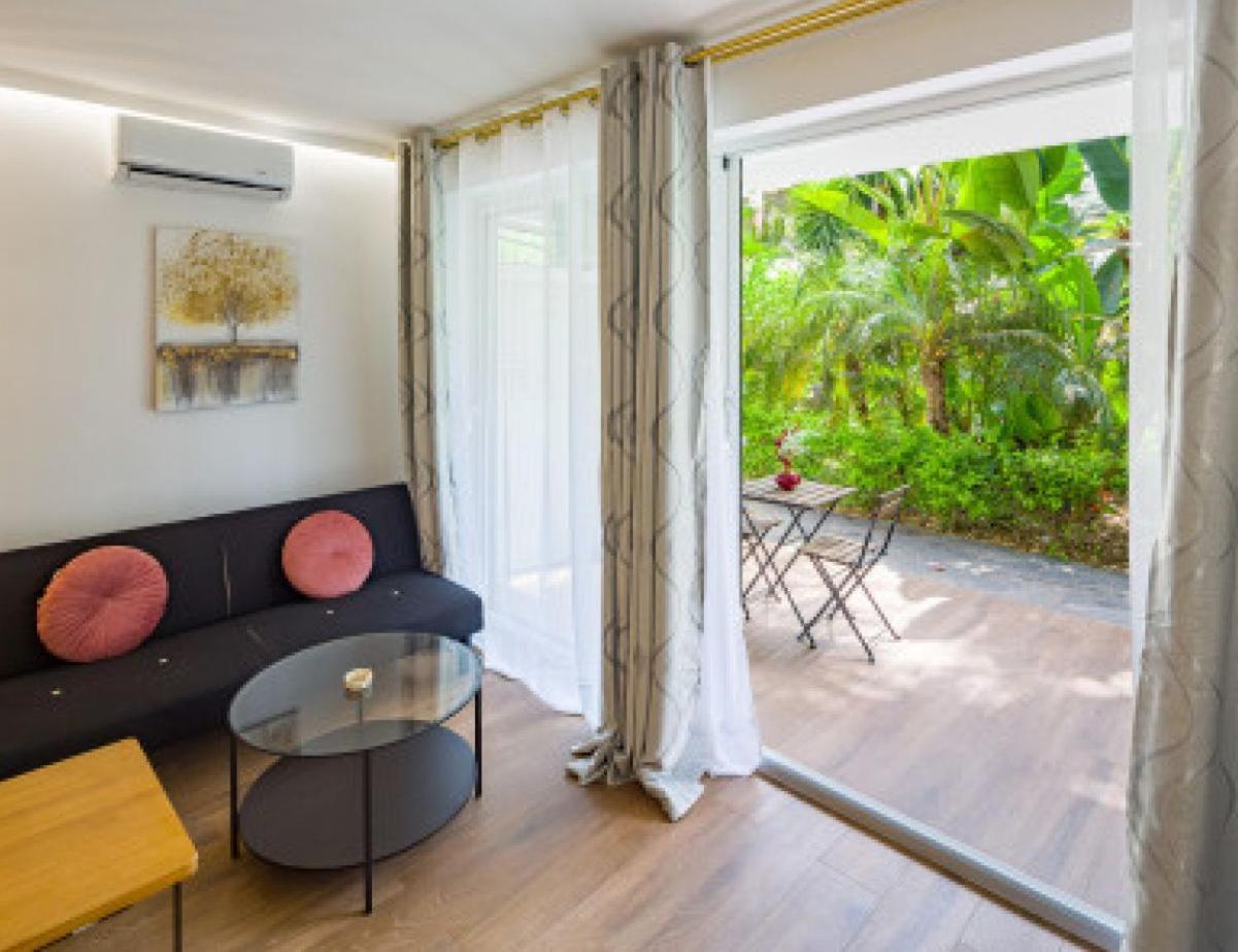 Suite Puerto Banus Con Piscina マルベーリャ 部屋 写真